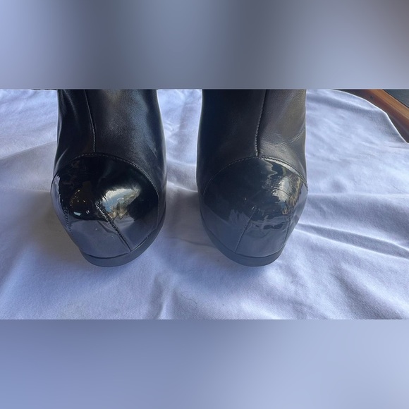 Authentic - Limited Edition - Yves Saint Laurent black boots - Picture 6 of 12